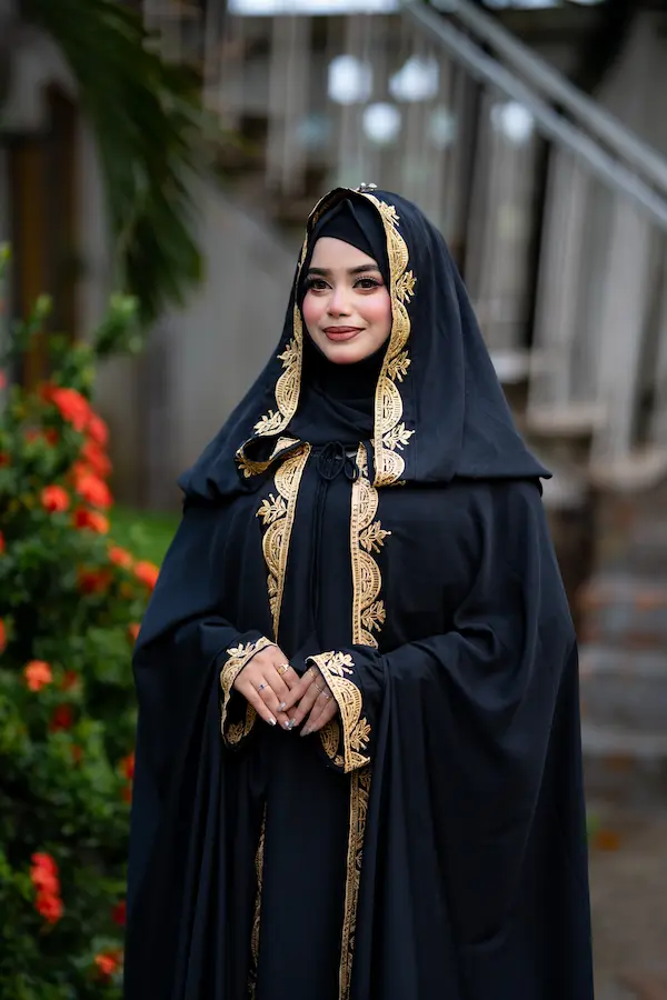 Noor-E-Jannat Gold Embroidered Abaya -Black
